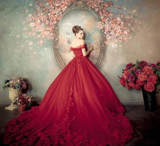 No.9 Wedding的红色露肩婚纱